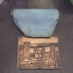 Antique 1900s Bronze Medal 40 Hommes 8 Chevaux I.J.W.U. NO 10 Union Made